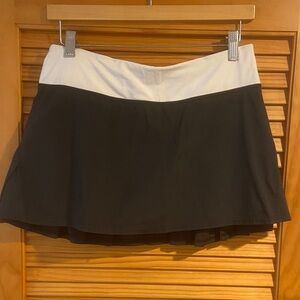 Lululemon Athletica Black and Pale Pink Skort 6